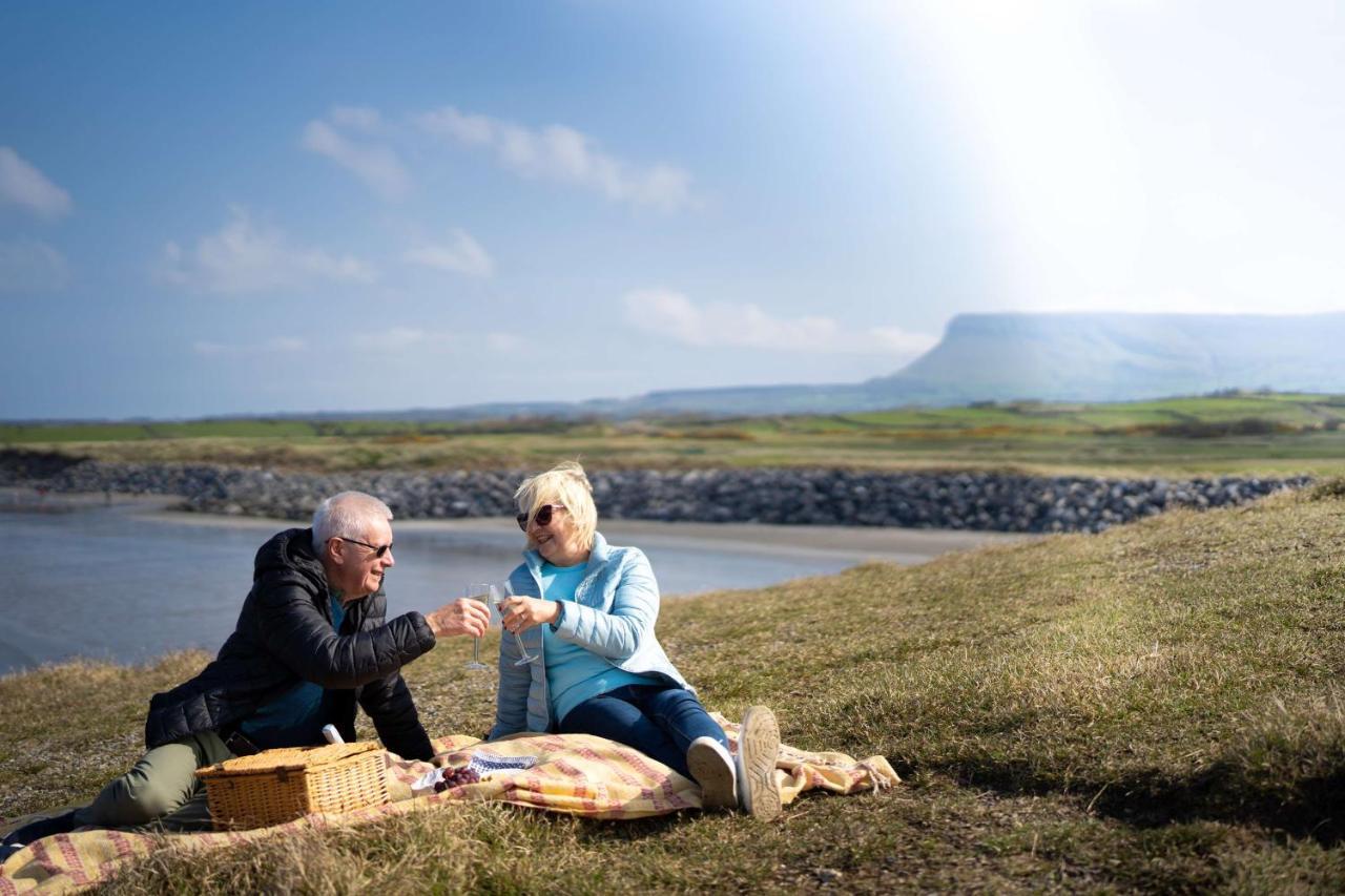 Radisson BLU Hotel & Spa, Sligo Exterior foto